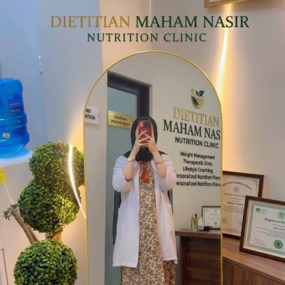 Portrait of Dietitian Maham Nasir